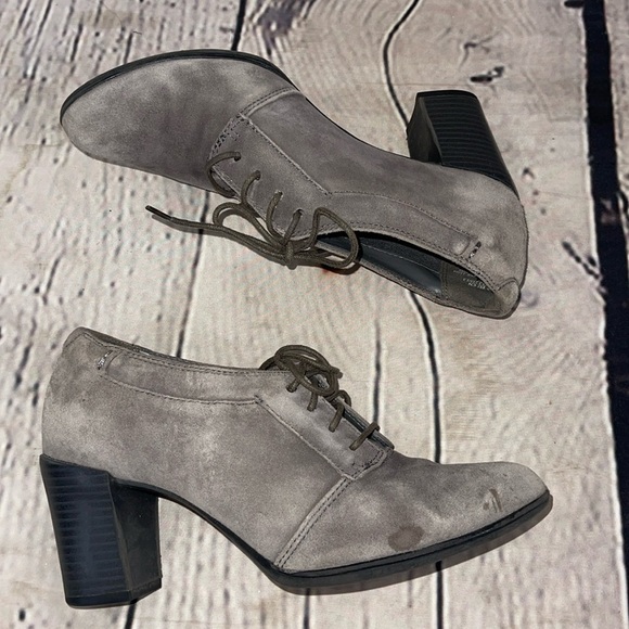 Clarks collection booties size 7M - Picture 1 of 5